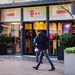 Pioneering retail chain closing dozens of stores, no bankruptcy